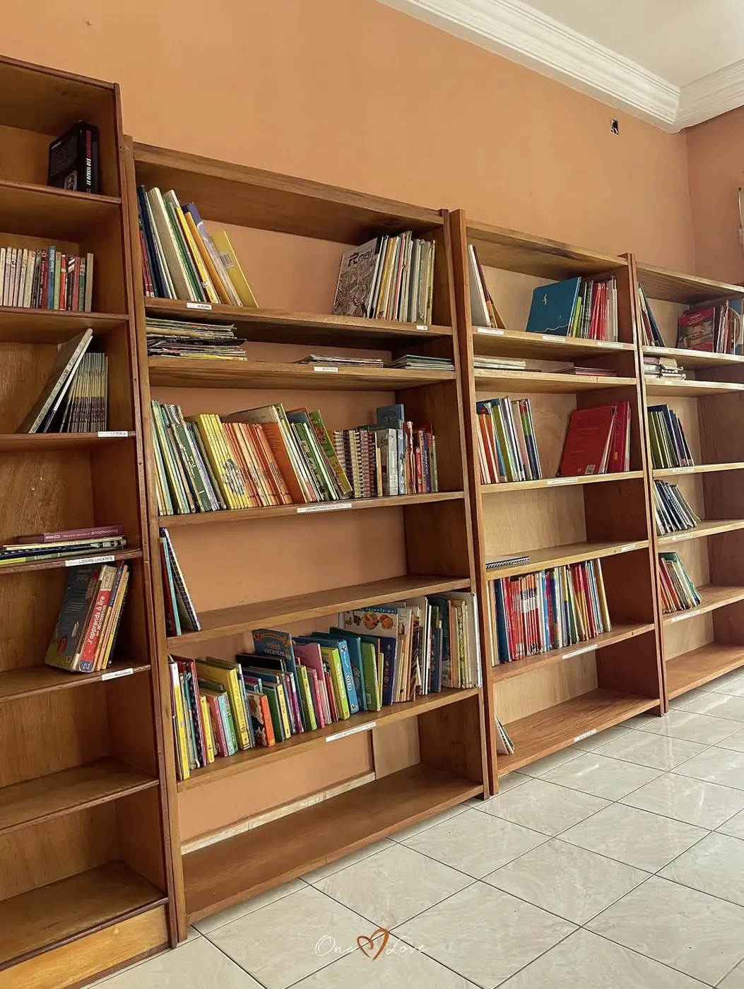 La bibliothèque rénovée.